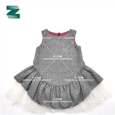 Vestido para crianças com pregas pesadas