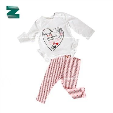 Blusa de manga comprida com babados para crianças